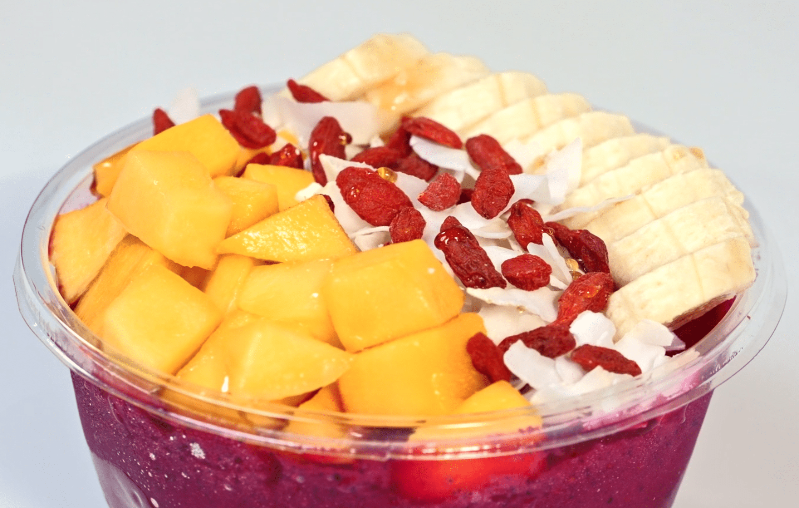 6 Nutritious Smoothie Bowls to Try in April 2023